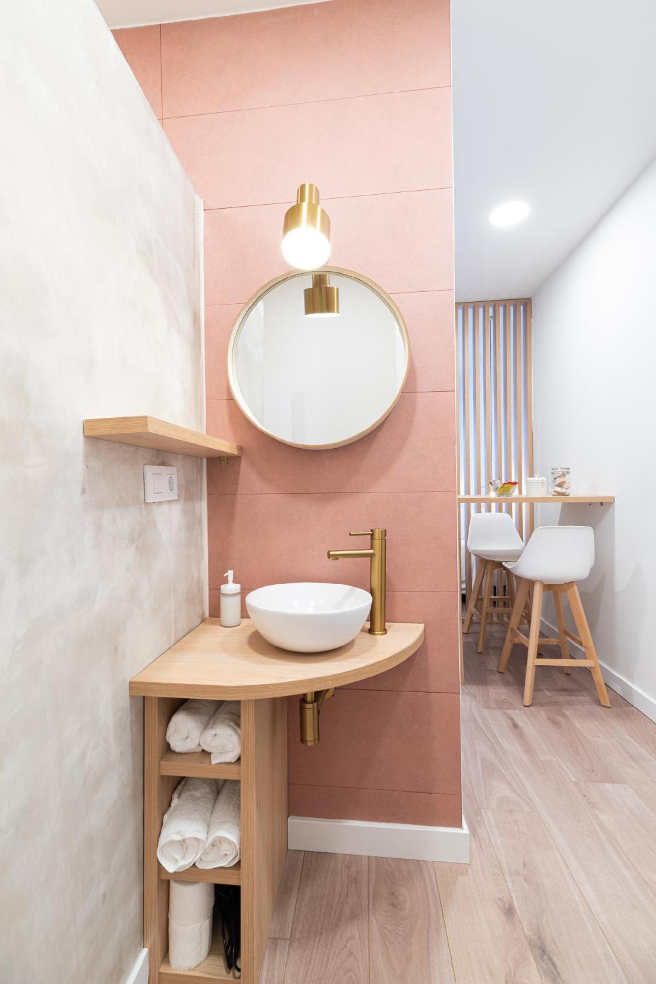 Apartamentos Turisticos Fatima, En El Centro De Vigo Eksteriør billede